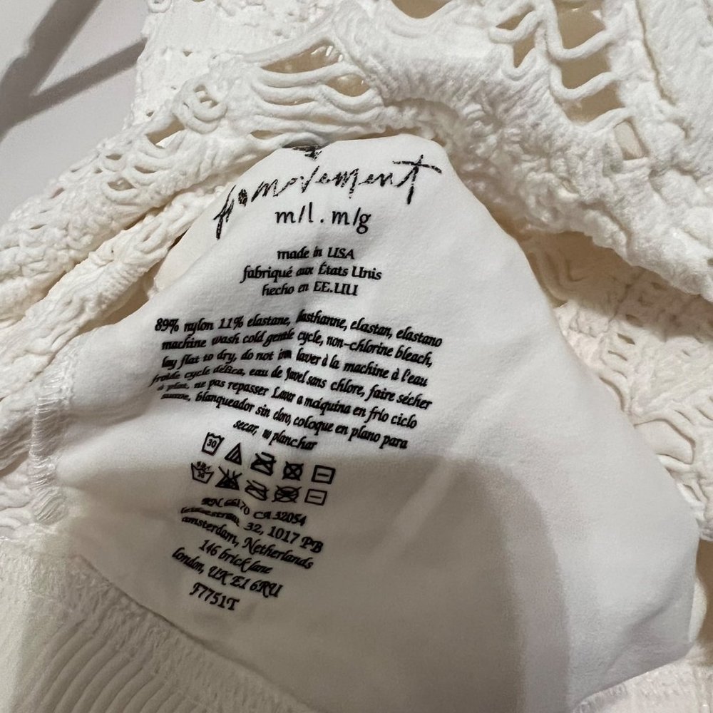 NWOT Happiness Runs Floral Crop Tank in Ivory - Picture 7 of 7